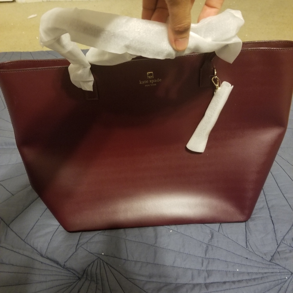 Kate Spade New York Large Zipper Top Tote